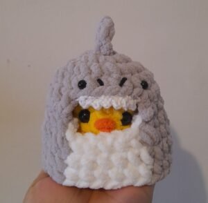 20250903_121727 Disfraz de Tiburón para Pollito